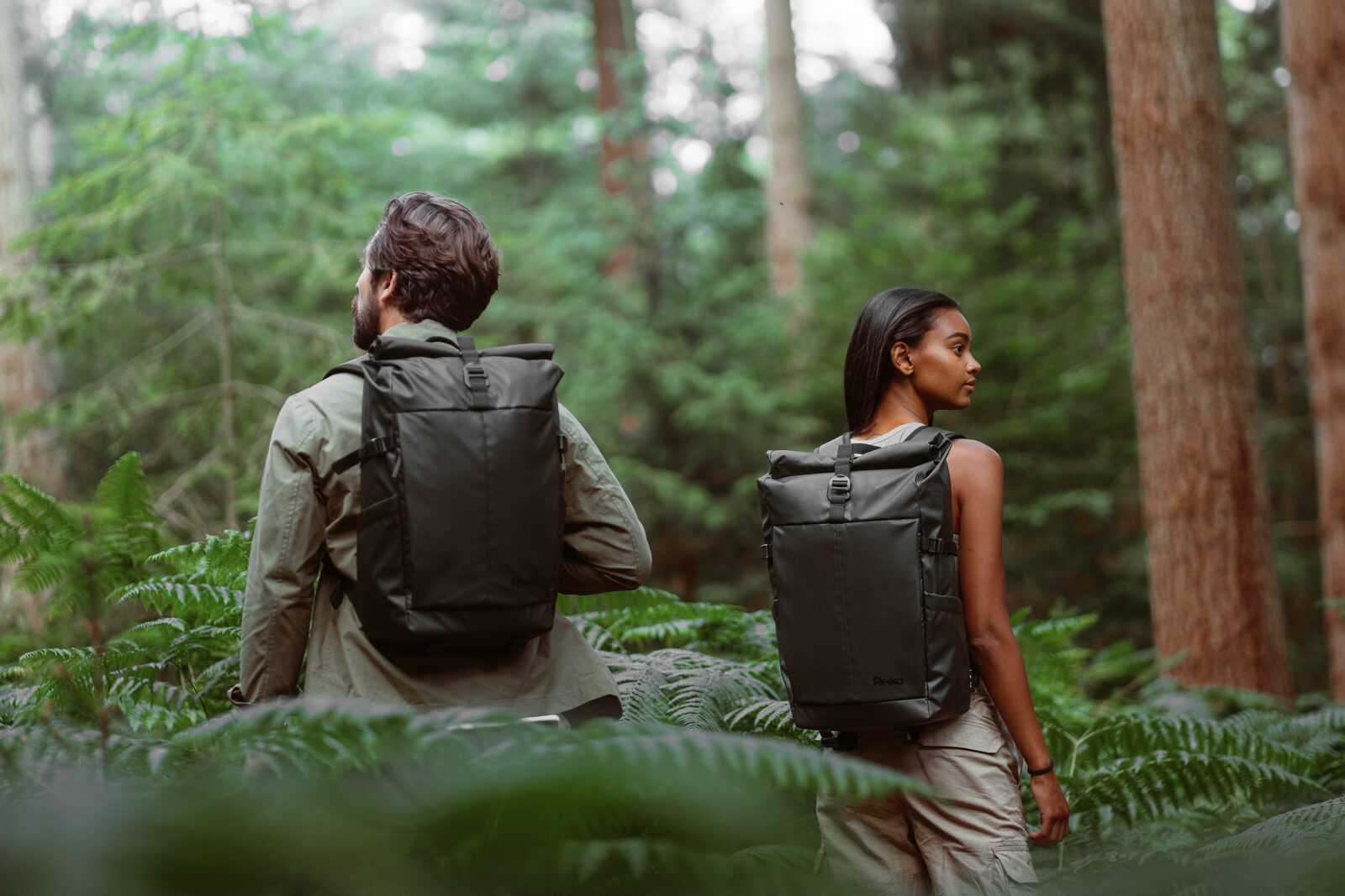 Reika Roll Top studio lifestyle