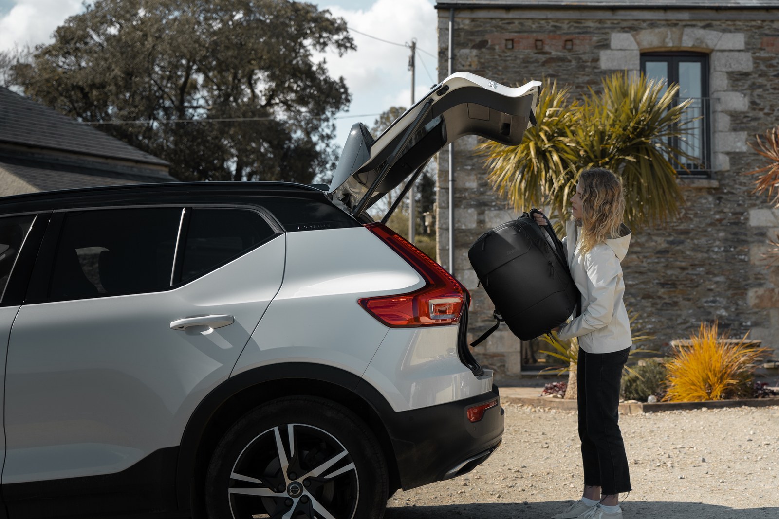 Reika Travel Pack loaded into car boot