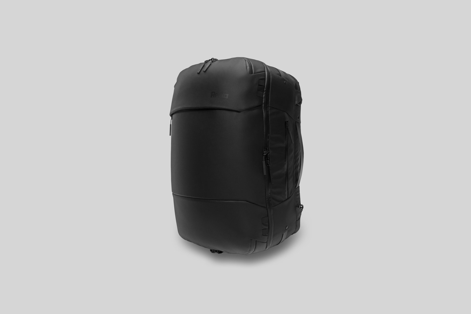 Reika Travel Pack, isometric product view